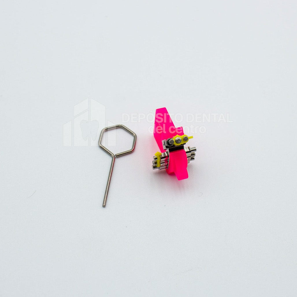 Tornillo Triple